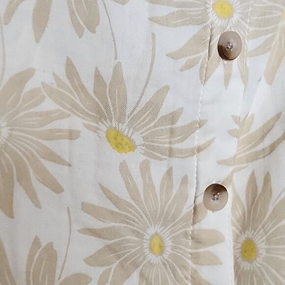 1X 14W 16W Tan Torrid Daisy Double Gauze Ruffle Button Front Tank Top Square - Picture 10 of 10